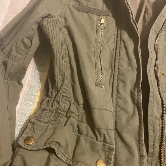 H&M jacket - Picture 6 of 7